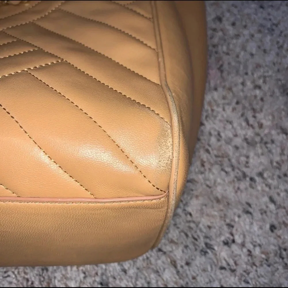SOLD Tory Burch shoulder bag in Light Camel - Picture 10 of 10